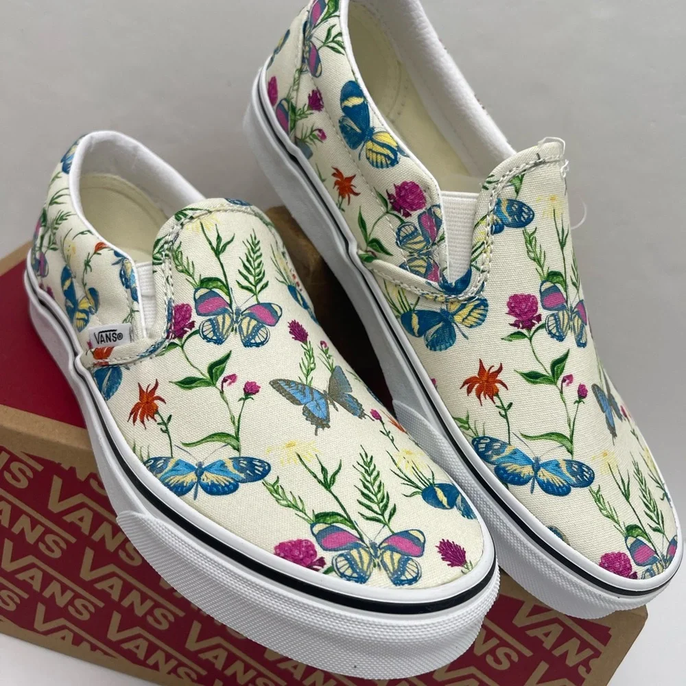 Vans Men’s Classic Slip-On
Butterfly Floral Marshmallow Sneakers 
VN0A5AO8UC0 - Picture 10 of 16